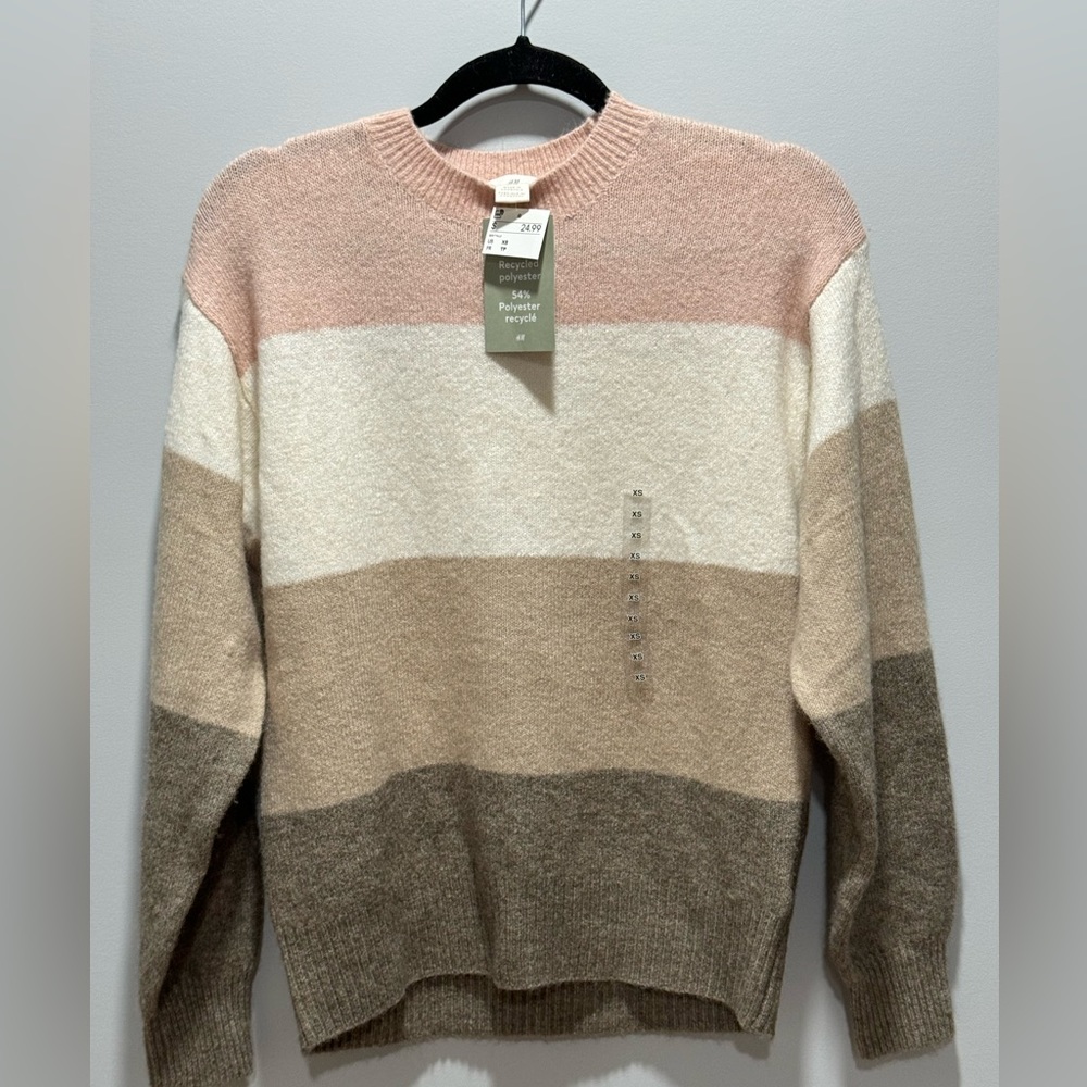 New With Tags • H&M Ladies sweater • Size XS